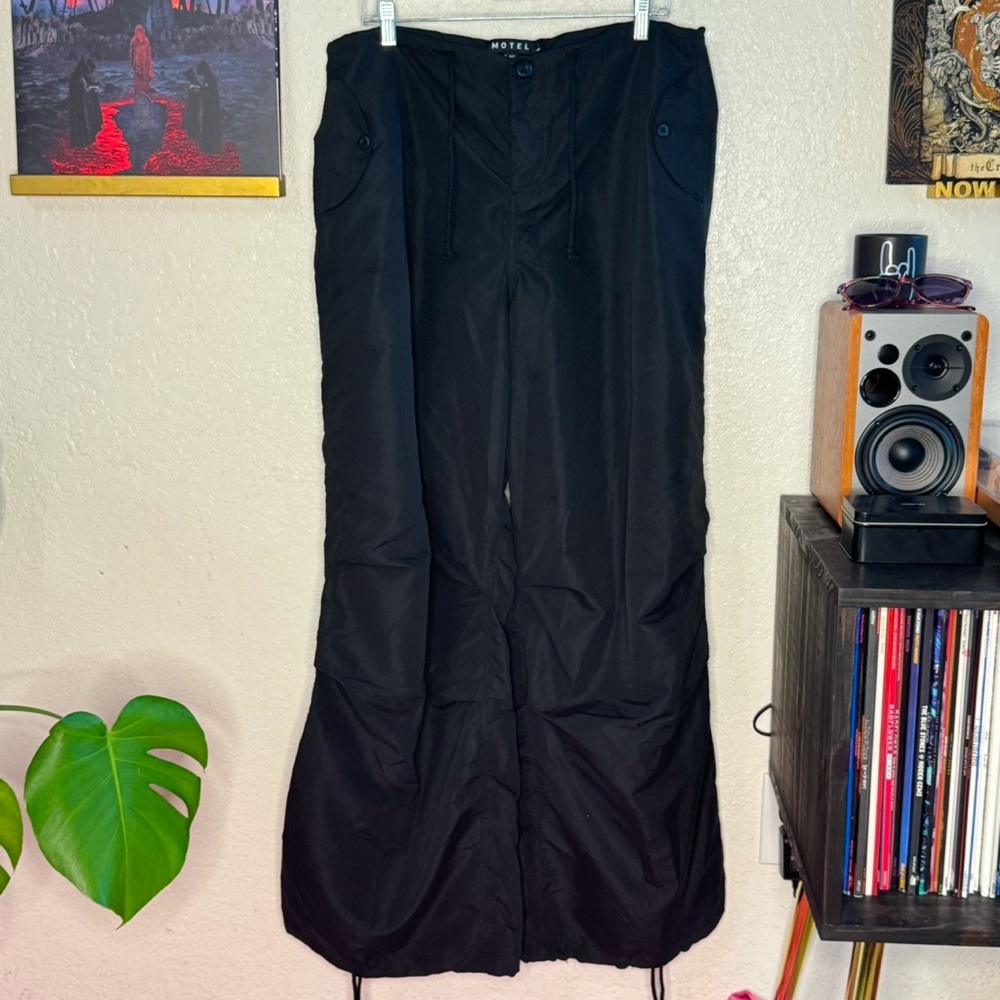 SOLD ON DEPOP🖤Baggy Drawstring Cargo Pants🖤